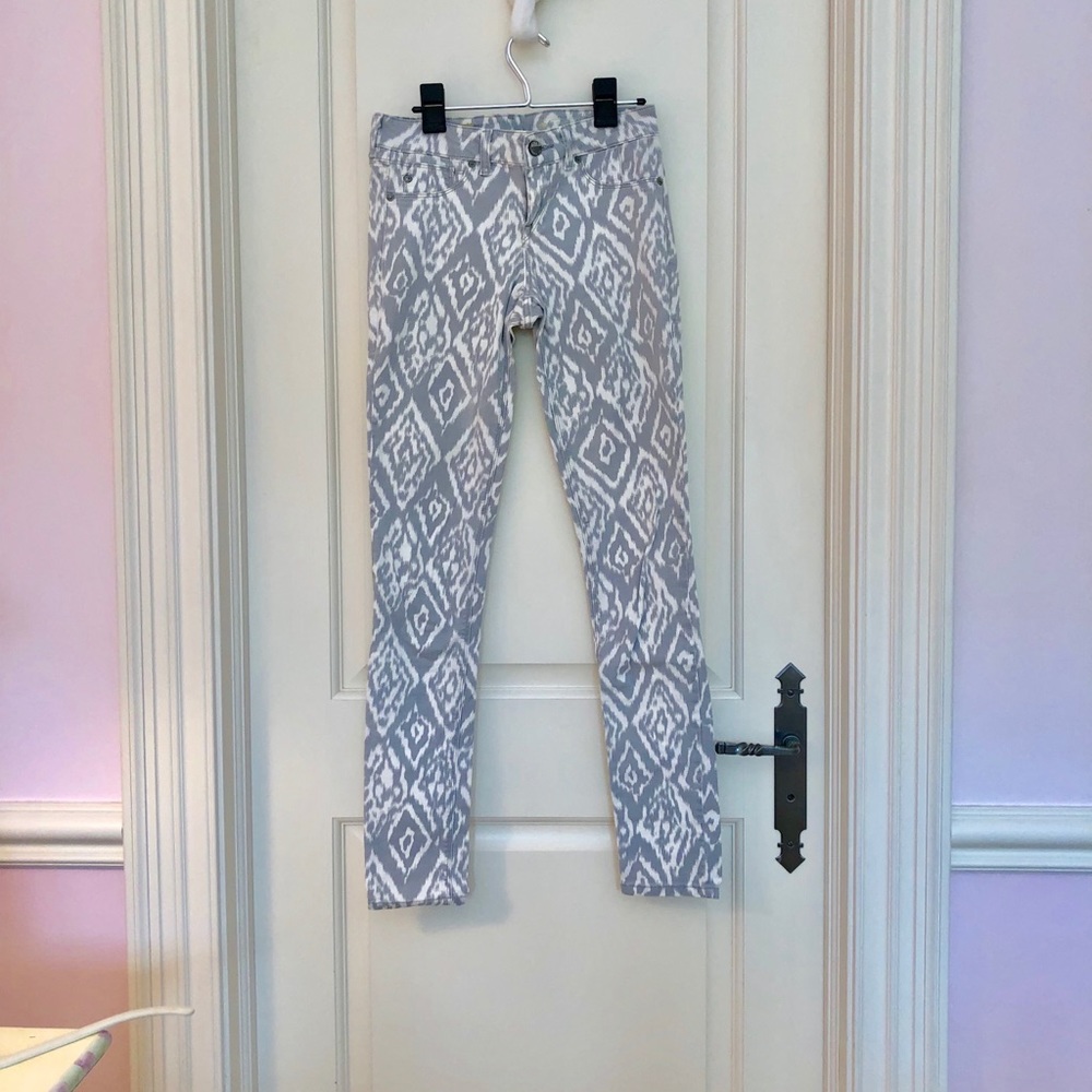 Patterned jeans